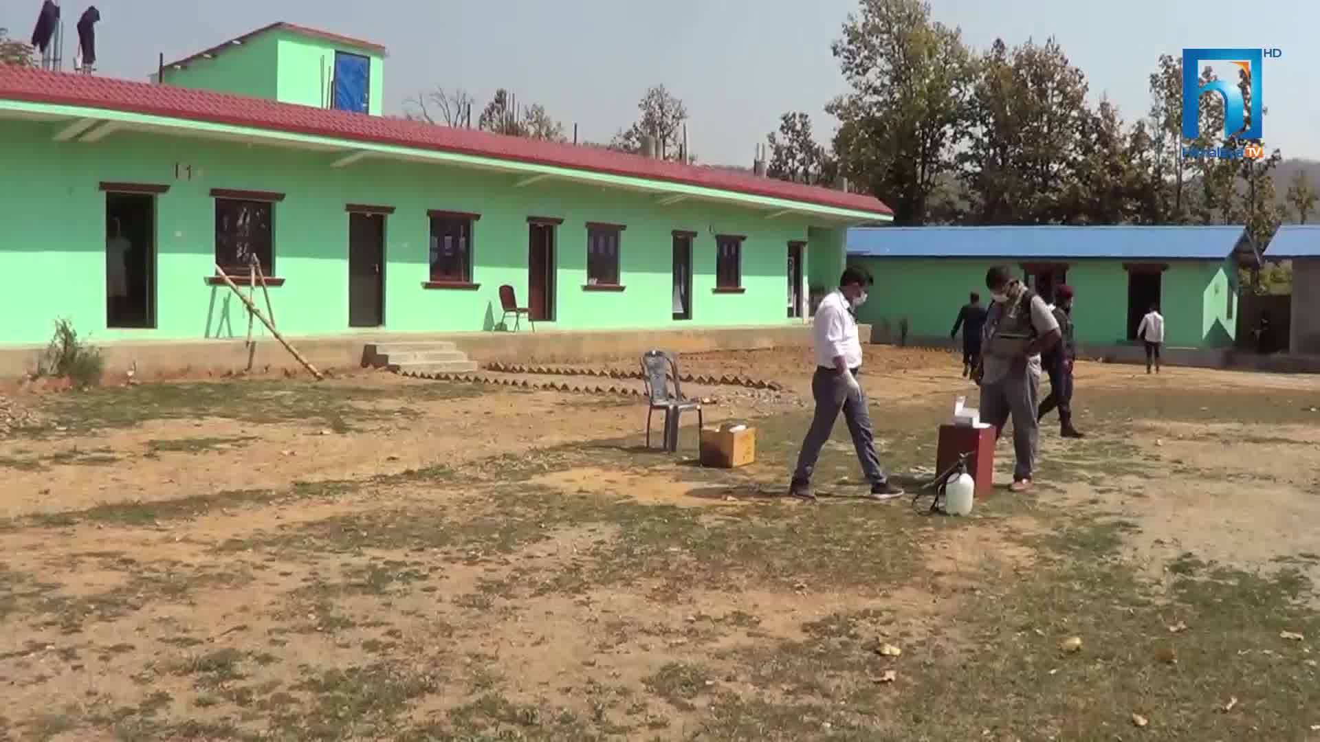 कोरोना संक्रमित र सम्भावित संक्रमित एउटै क्वारन्टिनमा, त्रासमा सम्भावित संक्रमित (भिडियोसहित)