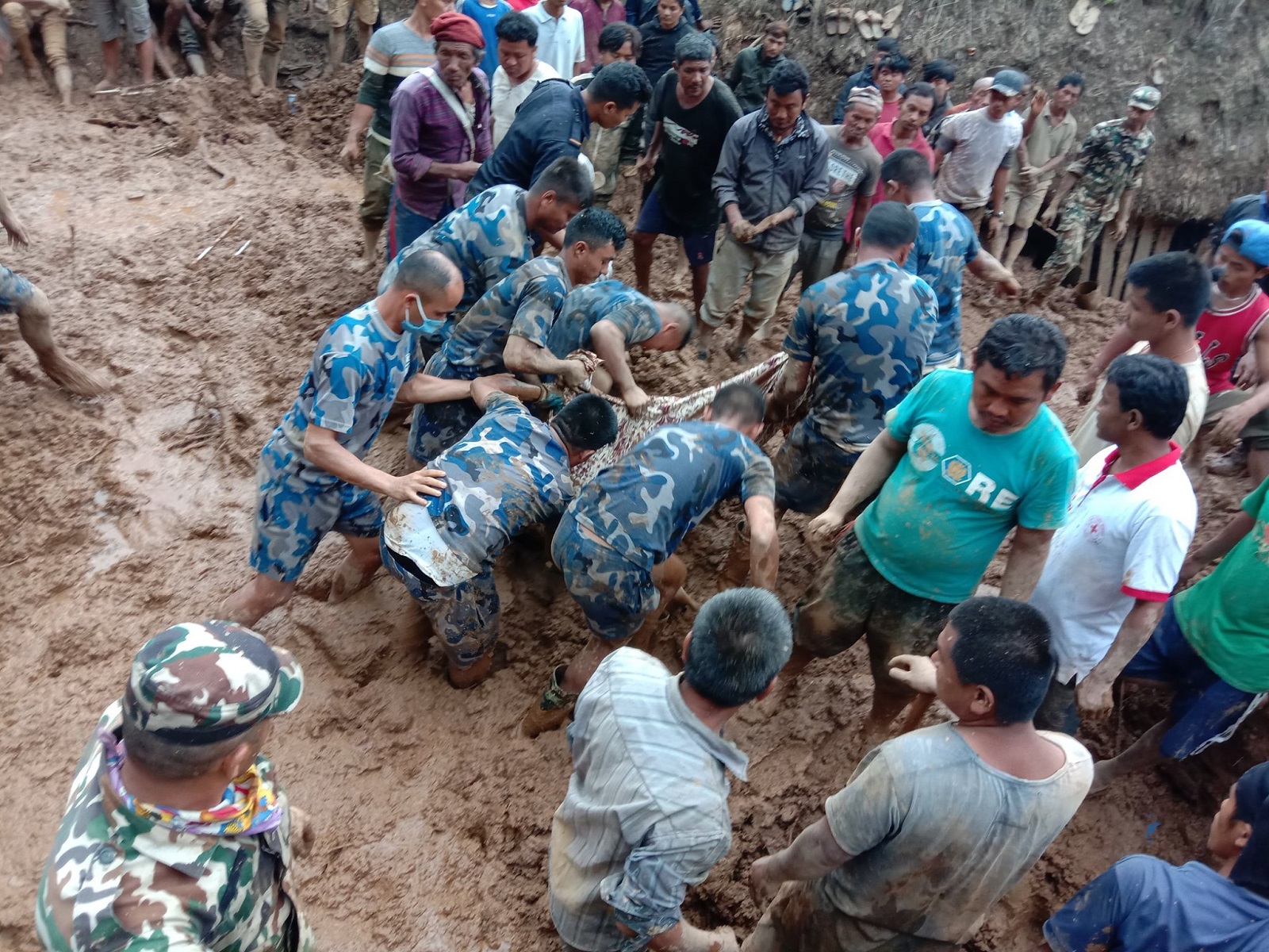 स्याङ्जा पहिरोमा मृत्यु हुनेको संख्या तीन पुग्यो, एक जना बेपत्ता