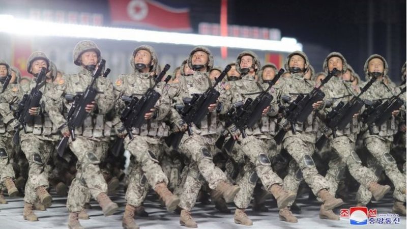 उत्तर कोरियाली कम्युनिष्ट पार्टी स्थापनाको वार्षिकोत्सवमा विशाल सैन्य परेड