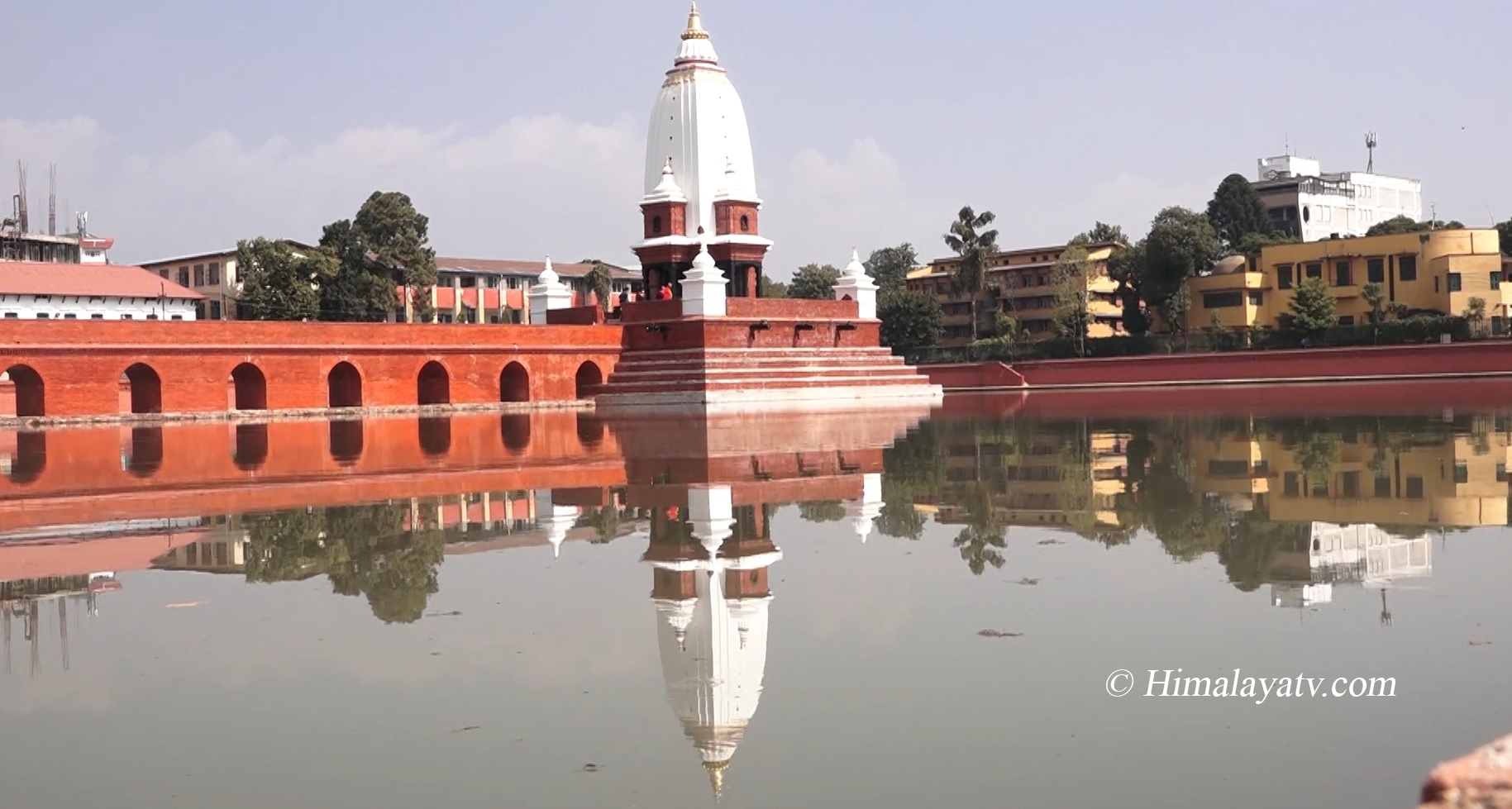 रानीपोखरीस्थित बालगोपालेश्वर मन्दिर आज पनि खुल्लै