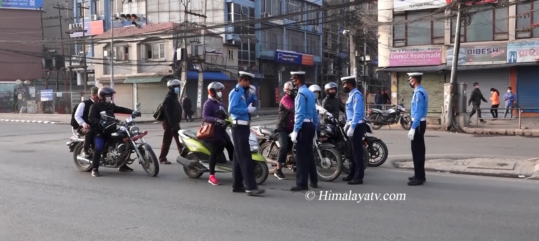 काठमाडौंँ उपत्यकामा एकैदिन ३४ सय सवारी चालक कारबाहीमा