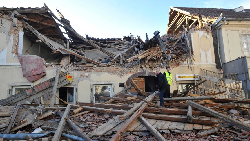 भूकम्पले लमजुङमा घर भत्किँदा चार जना घाइते, दर्जन बढी घरमा क्षति