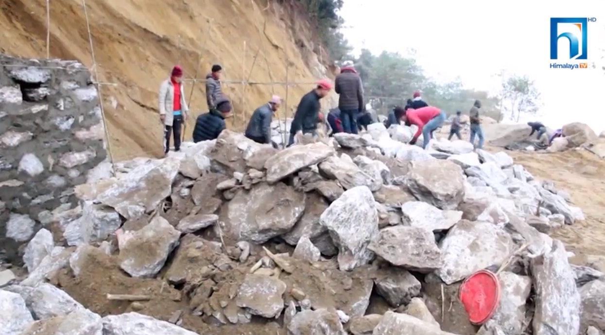 सल्लेरी-लुक्ला सडक निर्माण अन्तिम चरणमा, अर्को वर्ष गाडीमा सरर (भिडियोसहित)