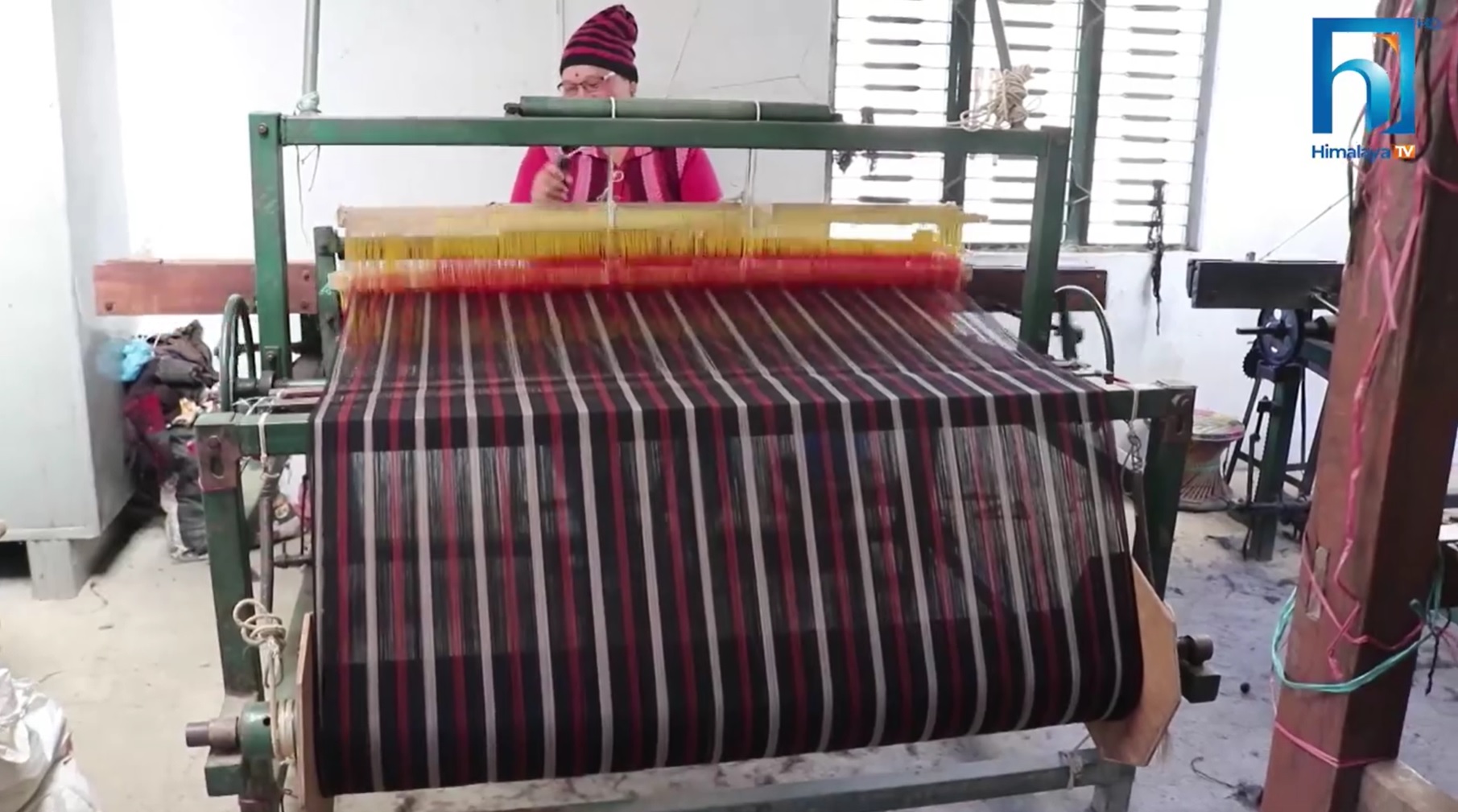 रोल्पामा उत्पादित अल्लोका धागो र कपडाले बजार पाएन (भिडियो रिपोर्टसहित)