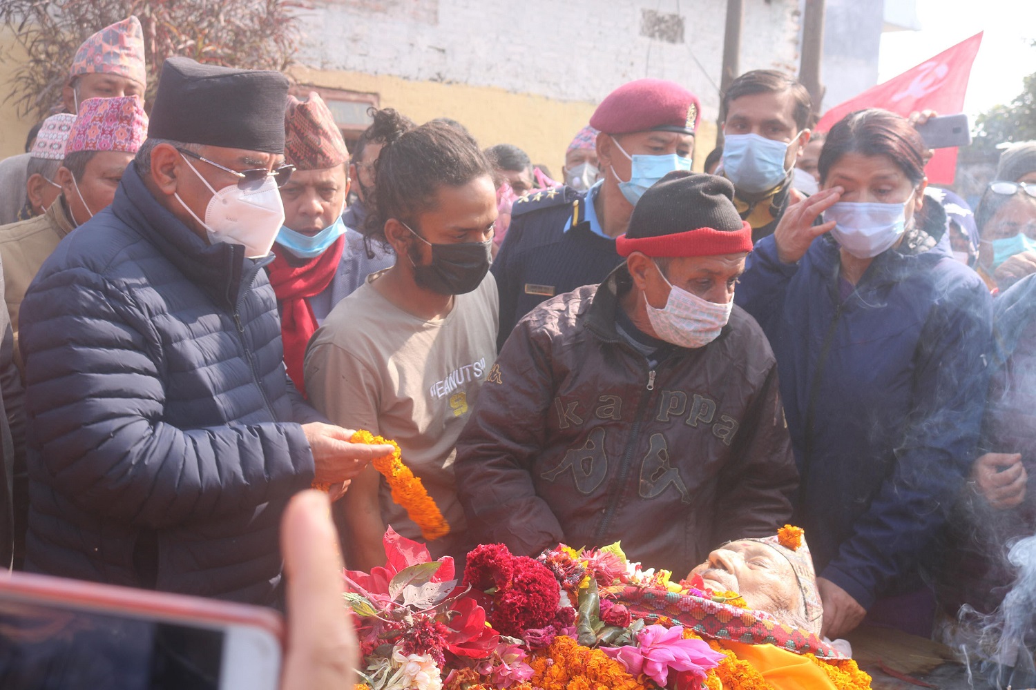 लोकतान्त्रिक आन्दोलनको घातक प्रवृत्तिविरुद्ध अझै लड्ने अध्यक्ष प्रचण्डको अठोट