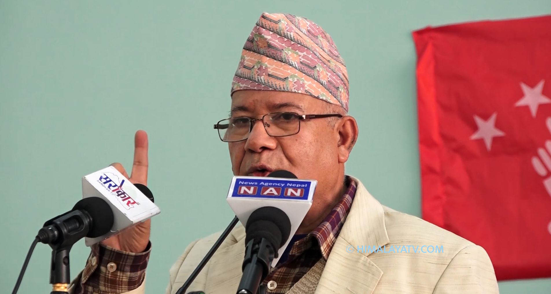 प्रधानमन्त्री ओली देशका लागि सबैभन्दा ठुलो समस्याः अध्यक्ष नेपाल