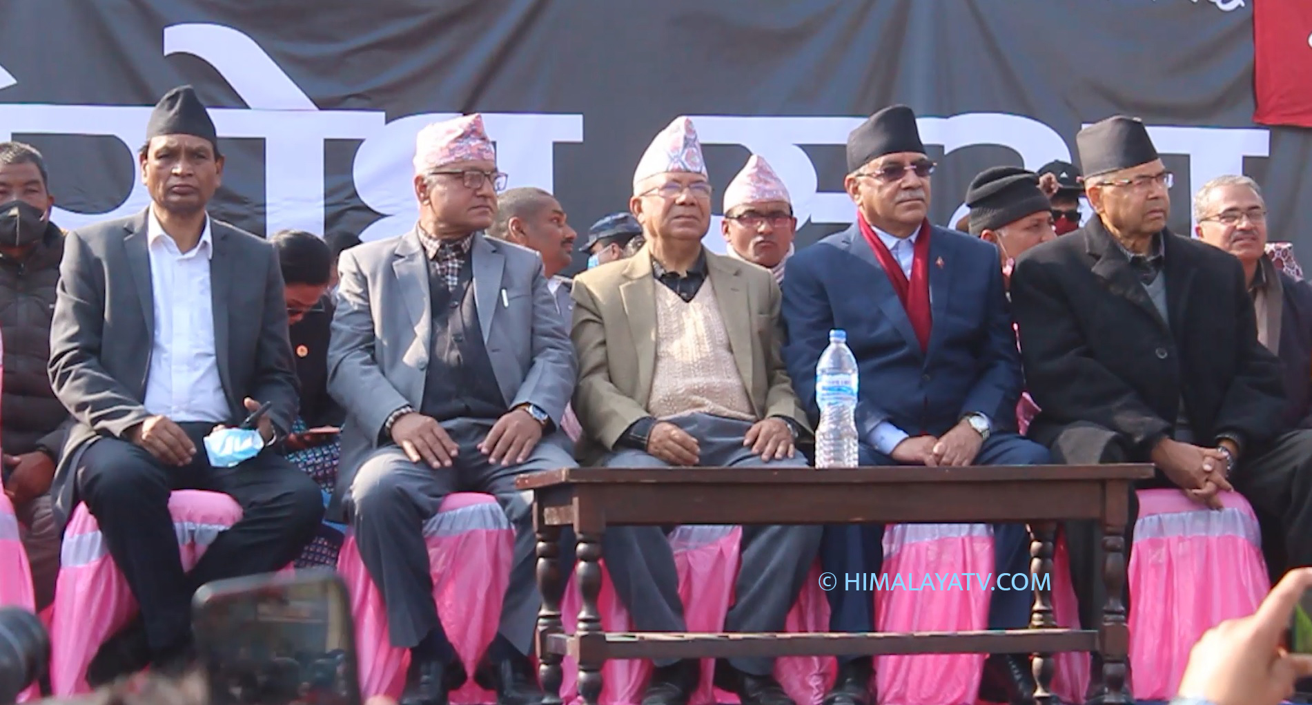 संसद बैठक बोलाएर ओलीमाथि कारबाही गर्ने प्रचण्ड–नेपाल समूहको चेतावनी (भिडियो रिपोर्टसहित)