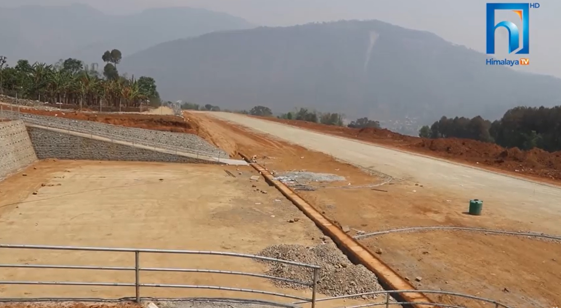 बागलुङको बलेवा विमानस्थल निर्माण कालोपत्रेको चरणमा (भिडियो रिपोर्टसहित)