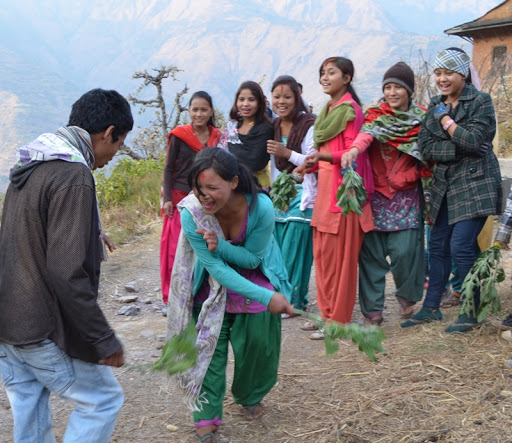 सुदूरपश्चिममा उल्लासपूर्वक ‘बिसु’ पर्व मनाइँदै