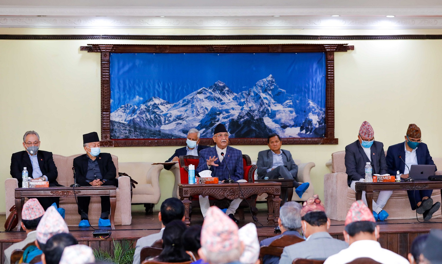 अध्यक्ष ओलीद्वारा नेपाल–खनाल पक्षलाई हटाएर एकलौटी स्थायी समिति गठन (भिडियो रिपोर्टसहित)