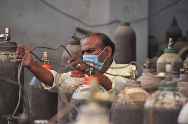 भारतको नासिकमा अक्सिजन बन्द हुँदा २२ जना कोरोना संक्रमितको मृत्यु