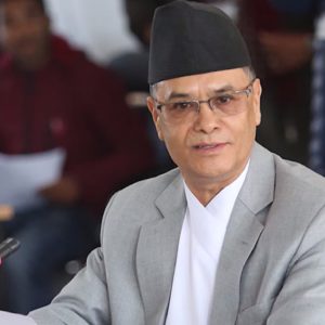 पूर्वप्रधानन्यायाधीमाथि धरपकड, मध्यरातमा घरबाटै उठाएर केरकार