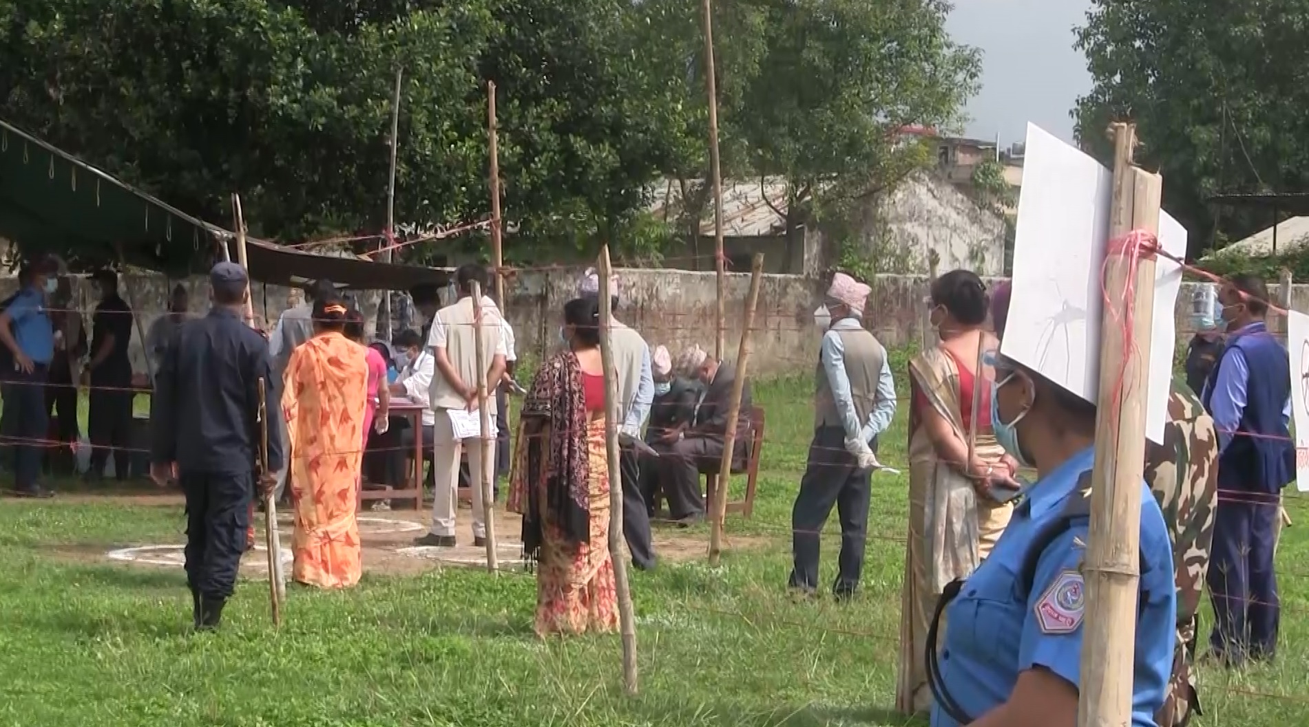 लुम्बिनी प्रदेशमा रिक्त राष्ट्रियसभा सदस्यका लागि मतदान सकियो, २९७ जनाद्वारा मतदान