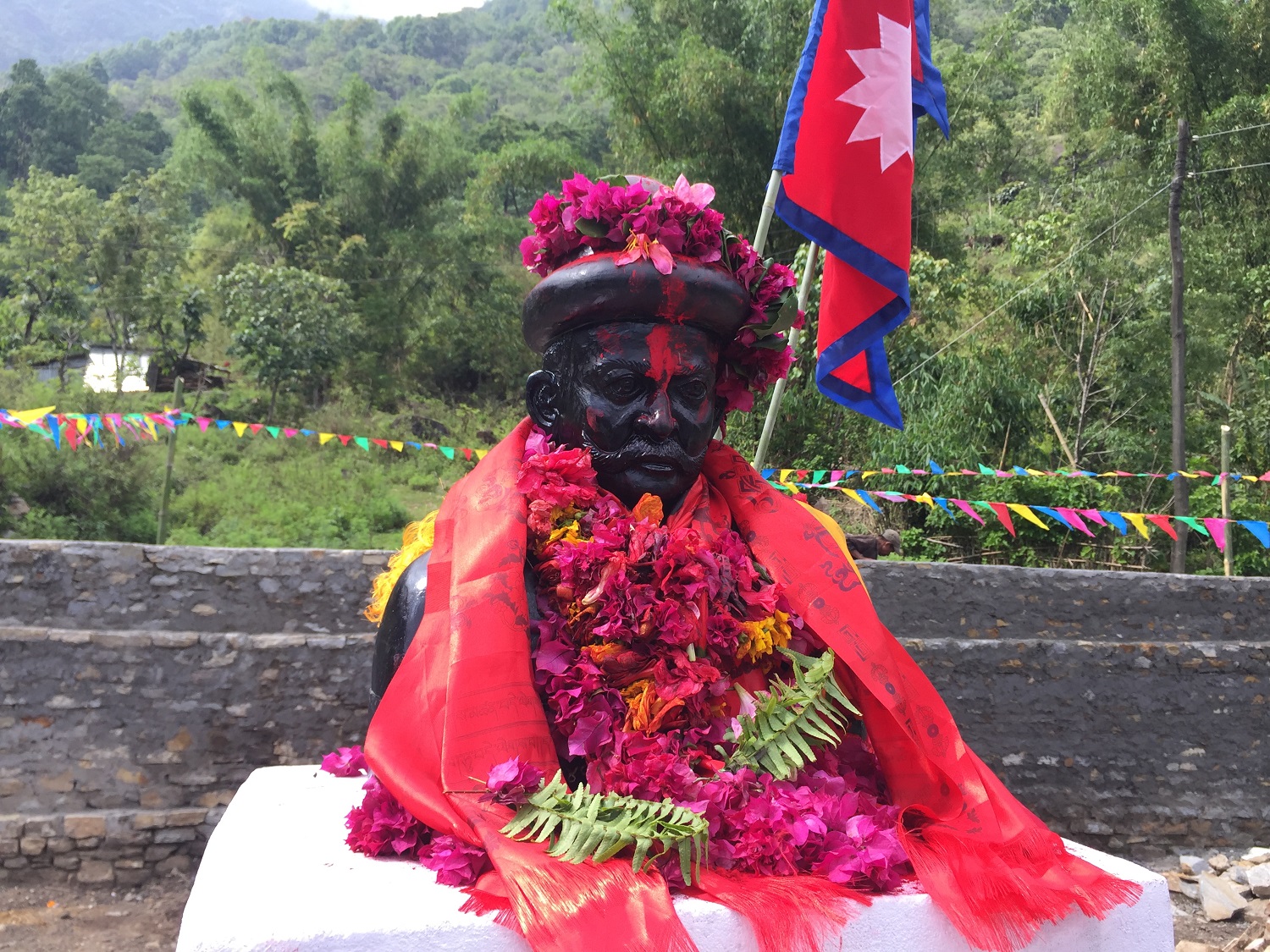 सरकारद्वारा भक्ति थापालाई राष्ट्रिय विभूति घोषणा