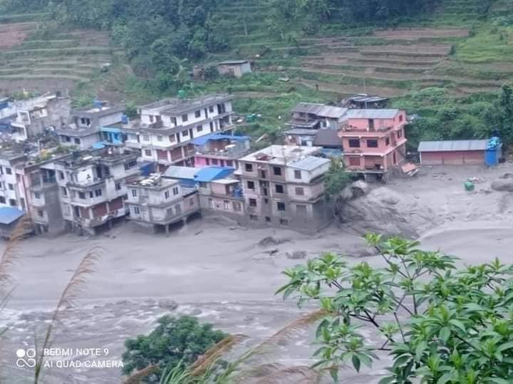 विपद् अवस्थाबाट तङ्ग्रिन चाहन्छ मेलम्ची बजार