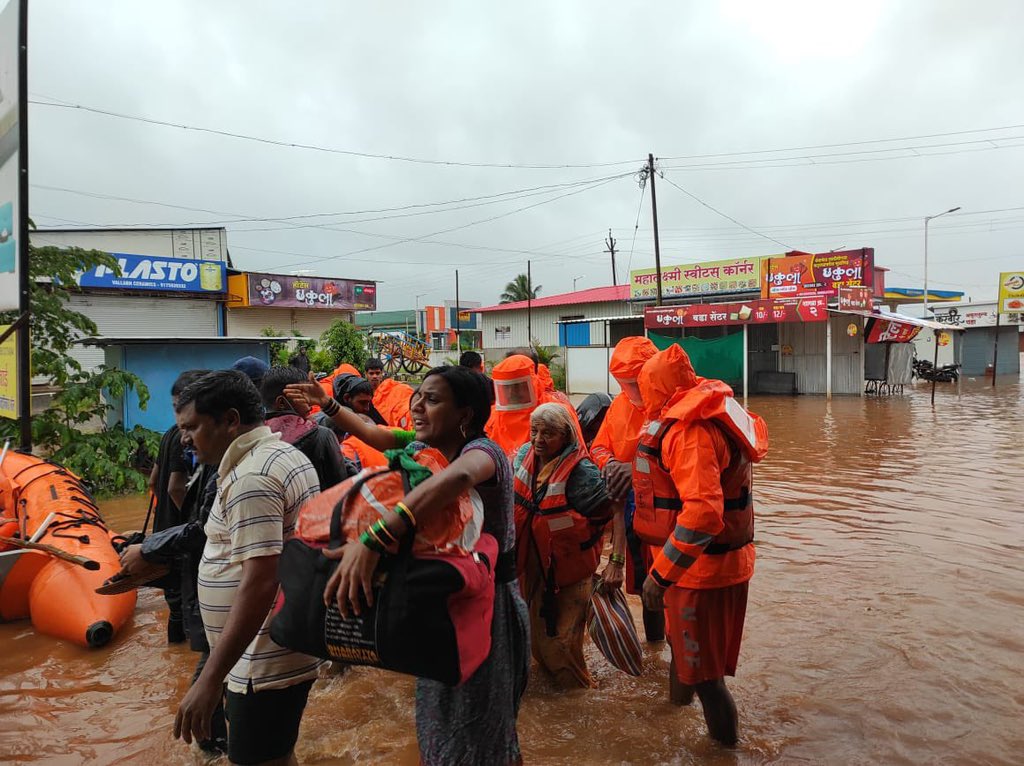 वर्षाका कारण भारतको महाराष्ट्रमा मृत्यु हुनेको संख्या १ सय ३६ पुग्यो