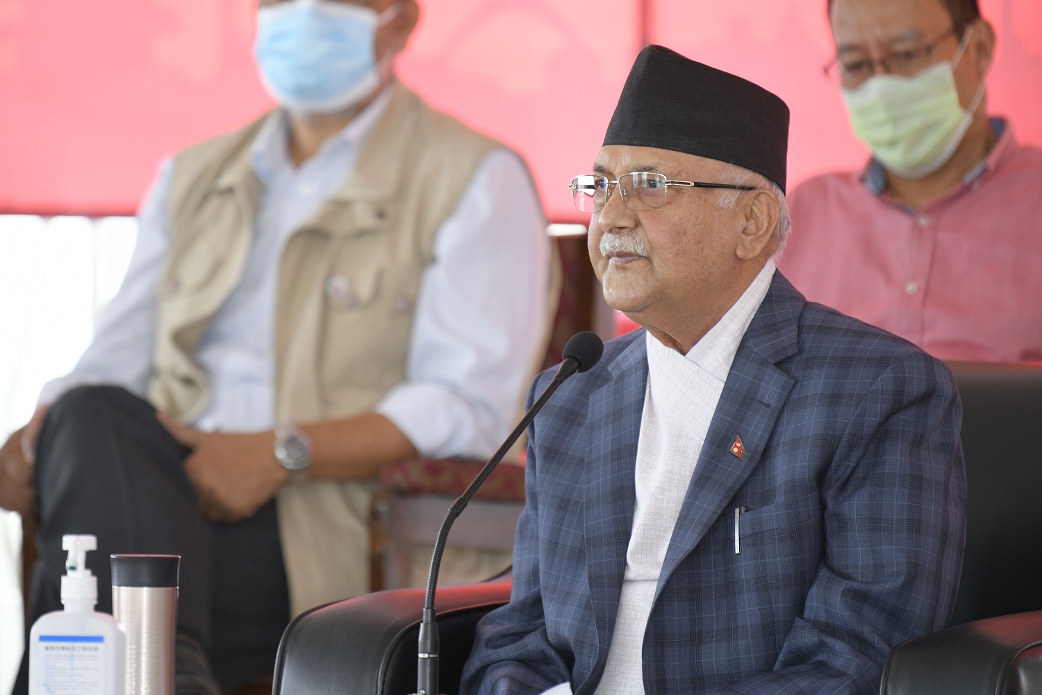 ओलीद्वारा नेपाल ‘गद्धार’ भएको घोषणा, एमालेमा कुनै स्थान नरहेको प्रष्टिकरण (भिडियो रिपोर्टसहित)