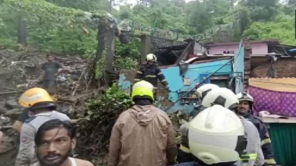 भारतको महाराष्ट्रमा पर्खाल भत्किँदा ७ जनाको मृत्यु