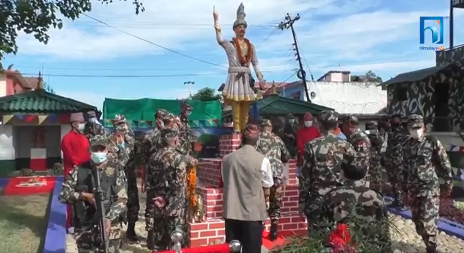 नेपालगञ्जस्थित नम्बर ४ बाहिनीमा पृथ्वी नारायण शाहको शालिक अनावरण (भिडियो रिपोर्टसहित)