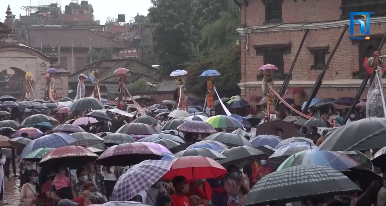 काठमाडौं उपत्यकामा यसरी मनाइयो गाईजात्रा (भिडियो रिपोर्टसहित)