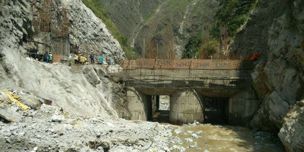 असर पर्नेलाई  एक लाख ६० हजार कित्ता तादीखोलाको शेयर