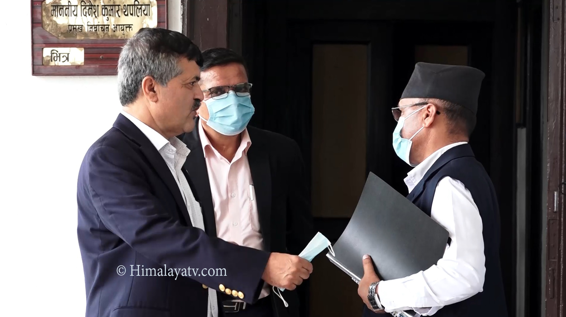 नेपाल नेतृत्वको दल दर्ता हुन नदिन एमालेले दियो निर्वाचन आयोगमा अर्को निवेदन (भिडियो रिपोर्टसहित)