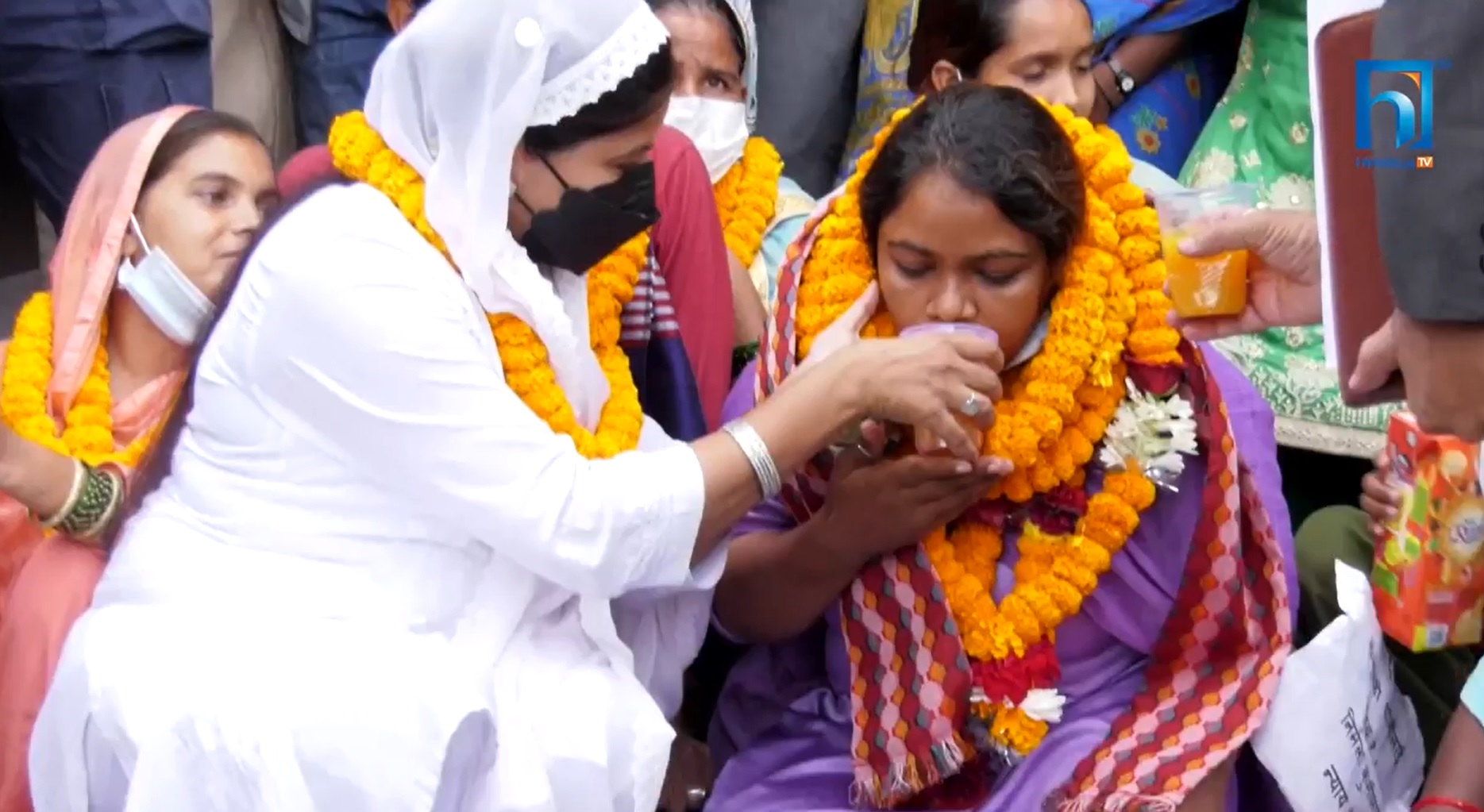 सर्वसाधारण पीडितको माग सुन्न दुई हप्ता भोकै बस्नुपर्ने बाध्यता (भिडियो रिपोर्टसहित)