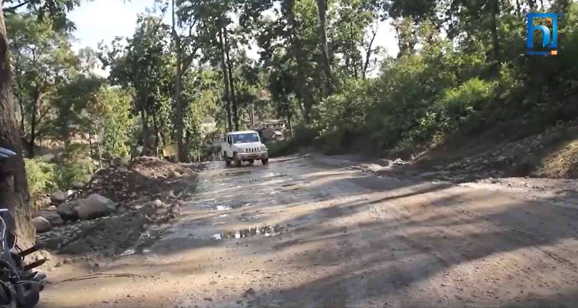 मदन भण्डारी राजमार्गः ४२ वर्षपछि बल्ल स्तरोन्नति शुरु (भिडियो रिपोर्टसहित)