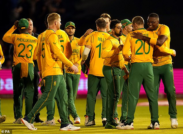 इंग्ल्याण्डविरुद्धको दोस्रो ट्वेन्टी–ट्वेन्टी क्रिकेटमा दक्षिण अफ्रिका विजयी