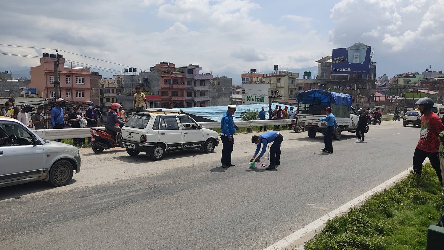 भक्तपुरमा बसले स्कुटरलाई ठक्कर दिँदा एक जनाको मृत्यु, एक जना घाइते