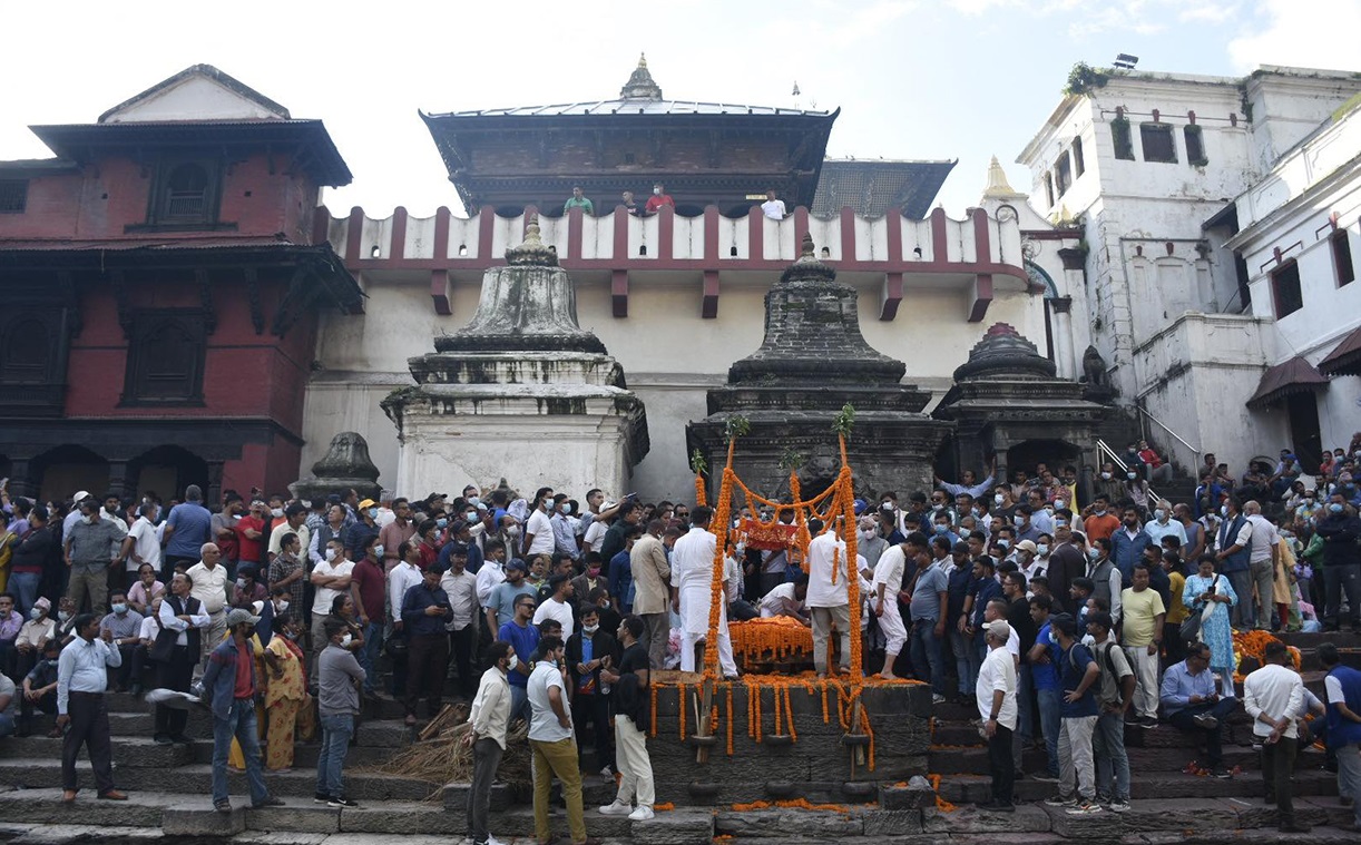 समाजवादी चिन्तक गिरीको अन्त्येष्टि