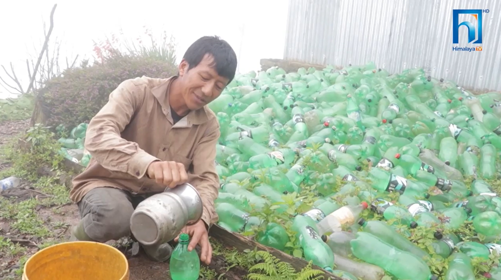 खानेपानीको हाहाकार : बर्खाको पानी जम्मा गरेर ६ महिना गुजारा टार्न बाध्य (भिडियो रिपोर्टसहित)
