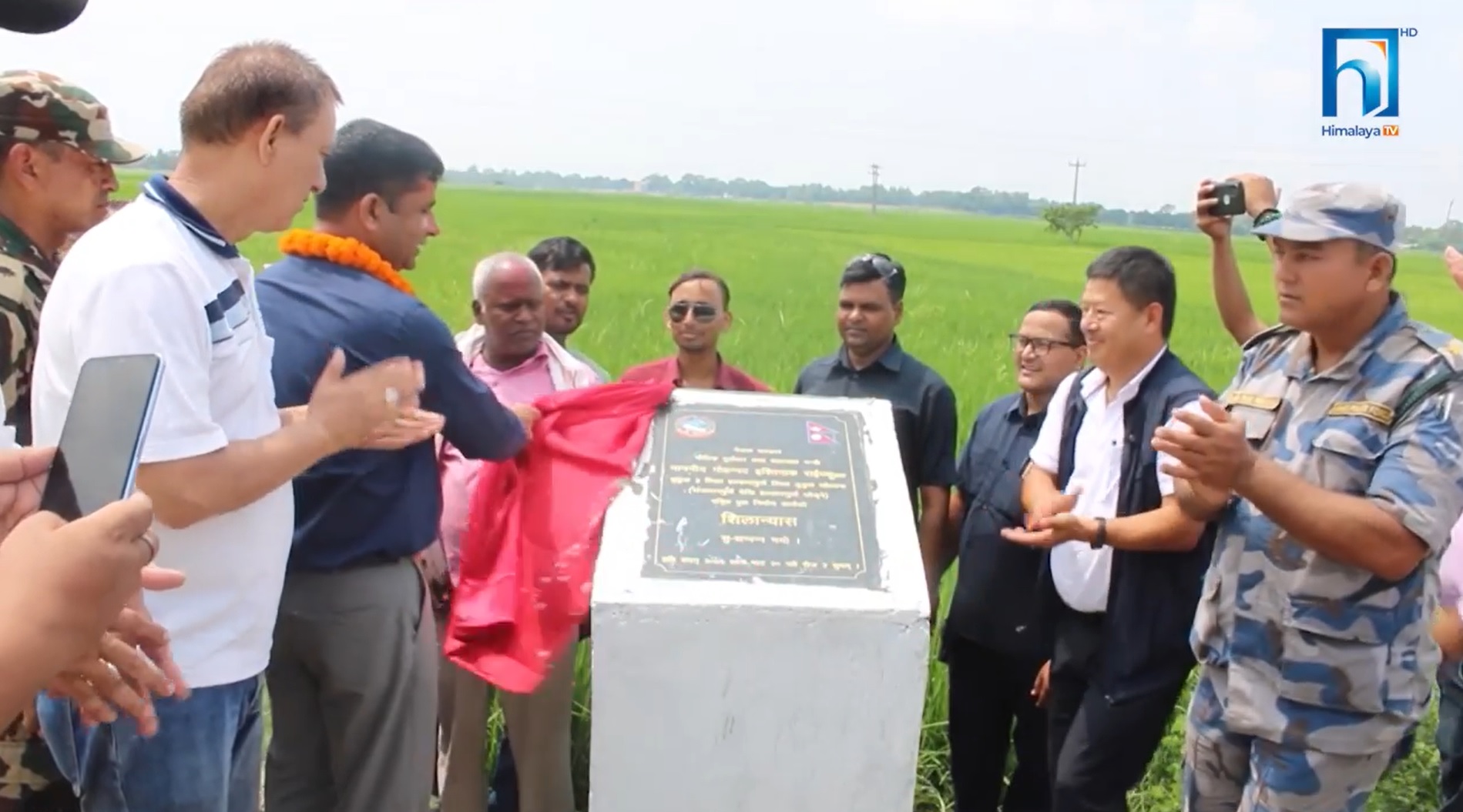 निर्वाचन आउँदै गर्दा मन्त्री इस्तियाक राईलाई भने शिलान्यासको चटारो (भिडियो रिपोर्टसहित)