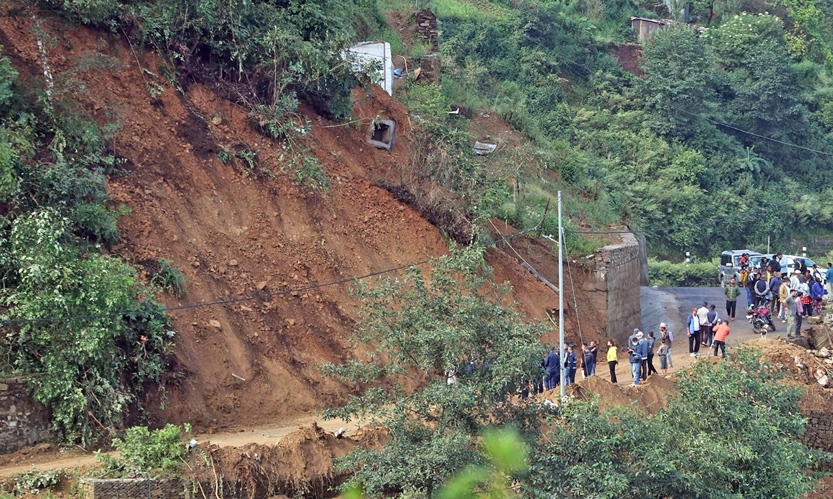 मङ्गलवारदेखि परिरहेको वर्षा, बाढी र पहिरोमा परी हालसम्म ६ जनाको मृत्यु