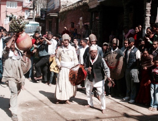 मध्यपुरथिमिमा आज मल्लकालीन युद्धको झल्को दिने खाँ पिहाँवइगु जात्रा