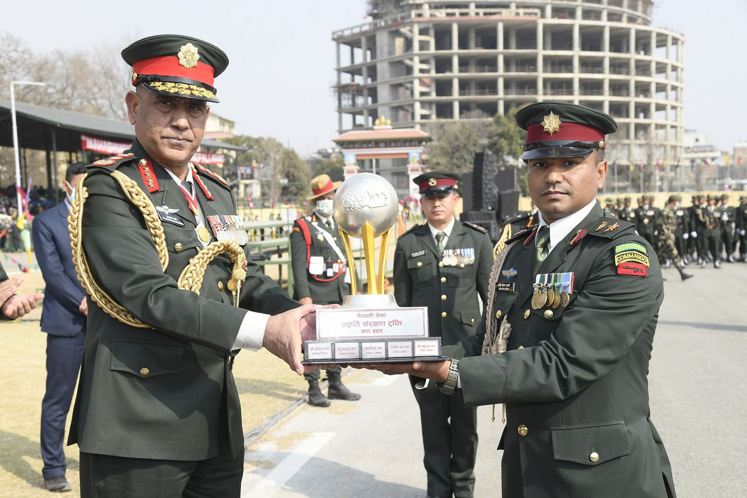 प्रधानसेनापतिद्वारा पुरस्कार र प्रशंसा निशान प्रदान