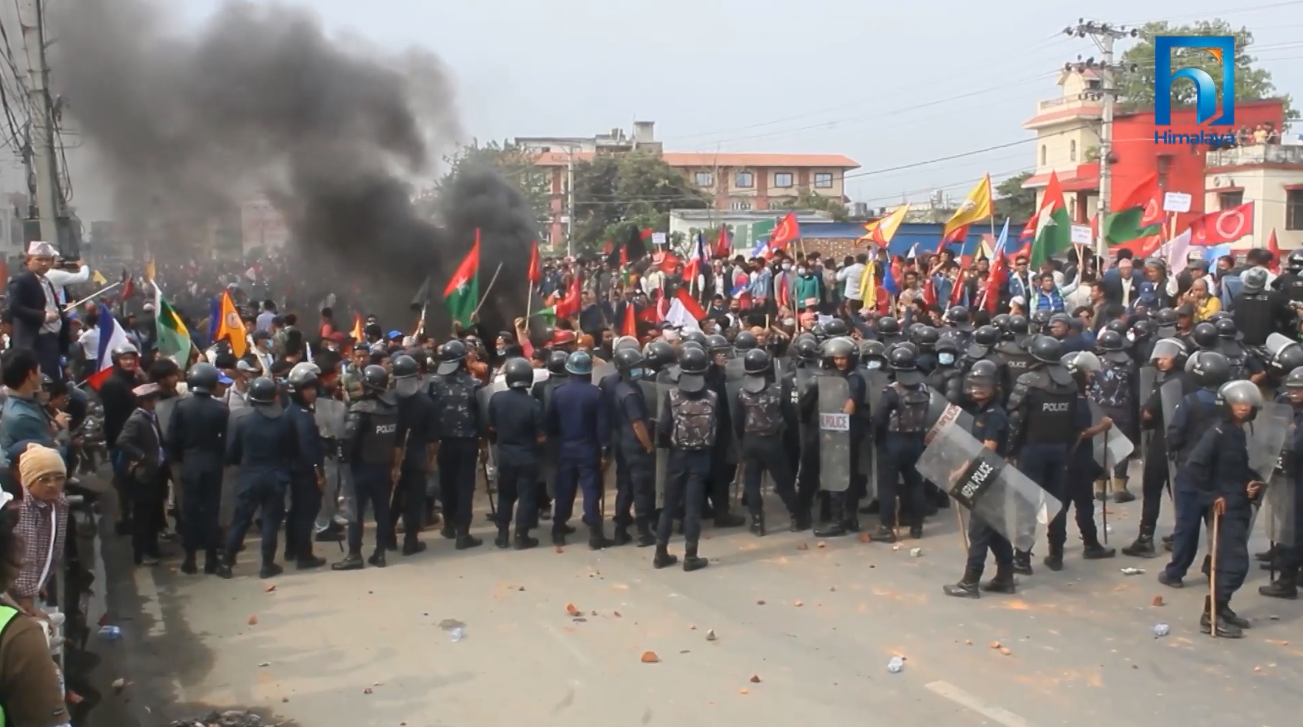 कोशीमा आन्दोलन : १७ राउण्ड हवाई फायर, ४४ सेल अश्रुग्यास प्रहार (भिडियो रिपोर्टसहित)