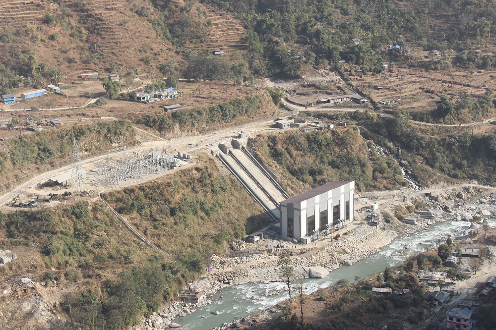 जलविद्युतका कारण नारच्याङमा बसाइँ सर्दै