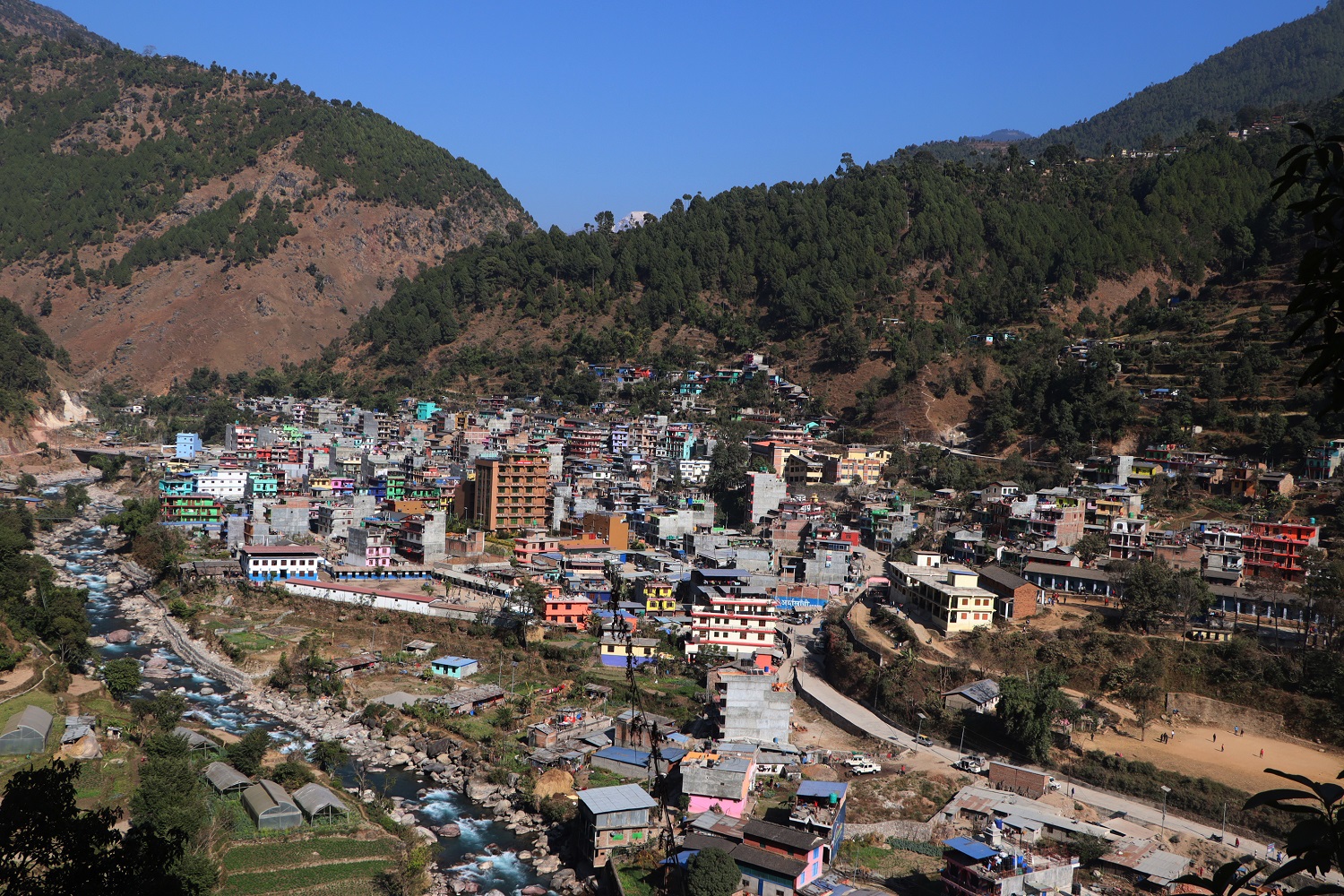 बुर्तिबाङ बजारको फोहर व्यवस्थापनमा समस्या