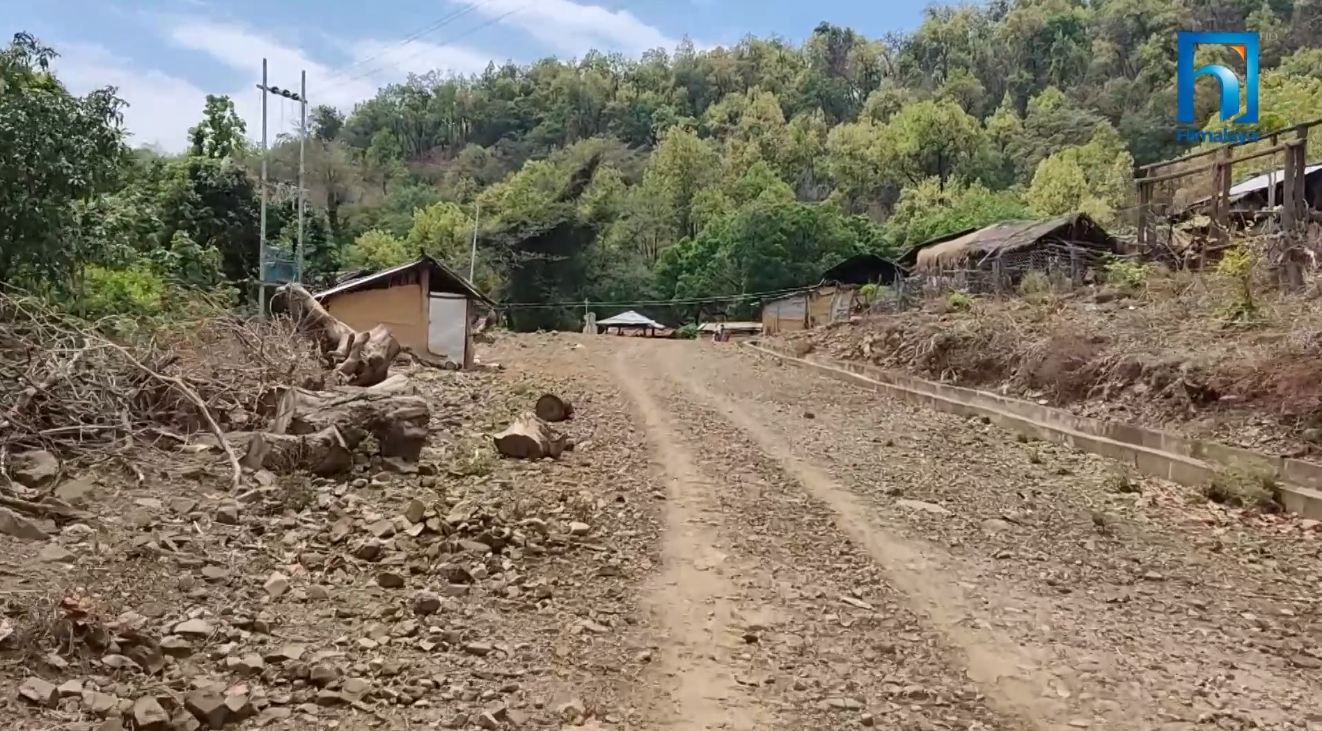 कछुवा गतिमा सेती लोकमार्ग (भिडियो रिपोर्टसहित)