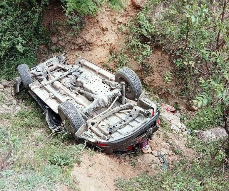 बझाङमा मन्त्री सिंह सवार गाडी दुर्घटना, दुई जनाको मृत्यु