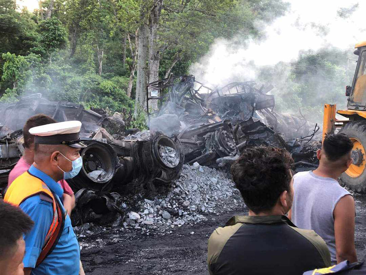 मकवानपुरमा सवारी दुर्घटनामा तीन जनाको मृत्यु