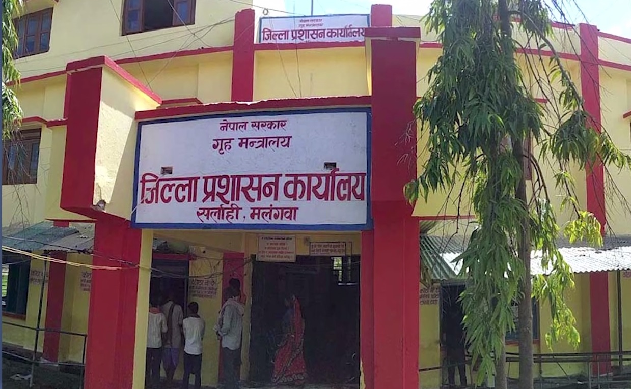 मलंगवामा चार दिनदेखि जारी कर्फ्यु दिउँसोको समयमा हटाइयो